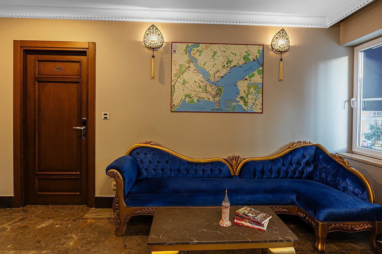 Aristocrat Hotel Istanbul Bagian luar foto