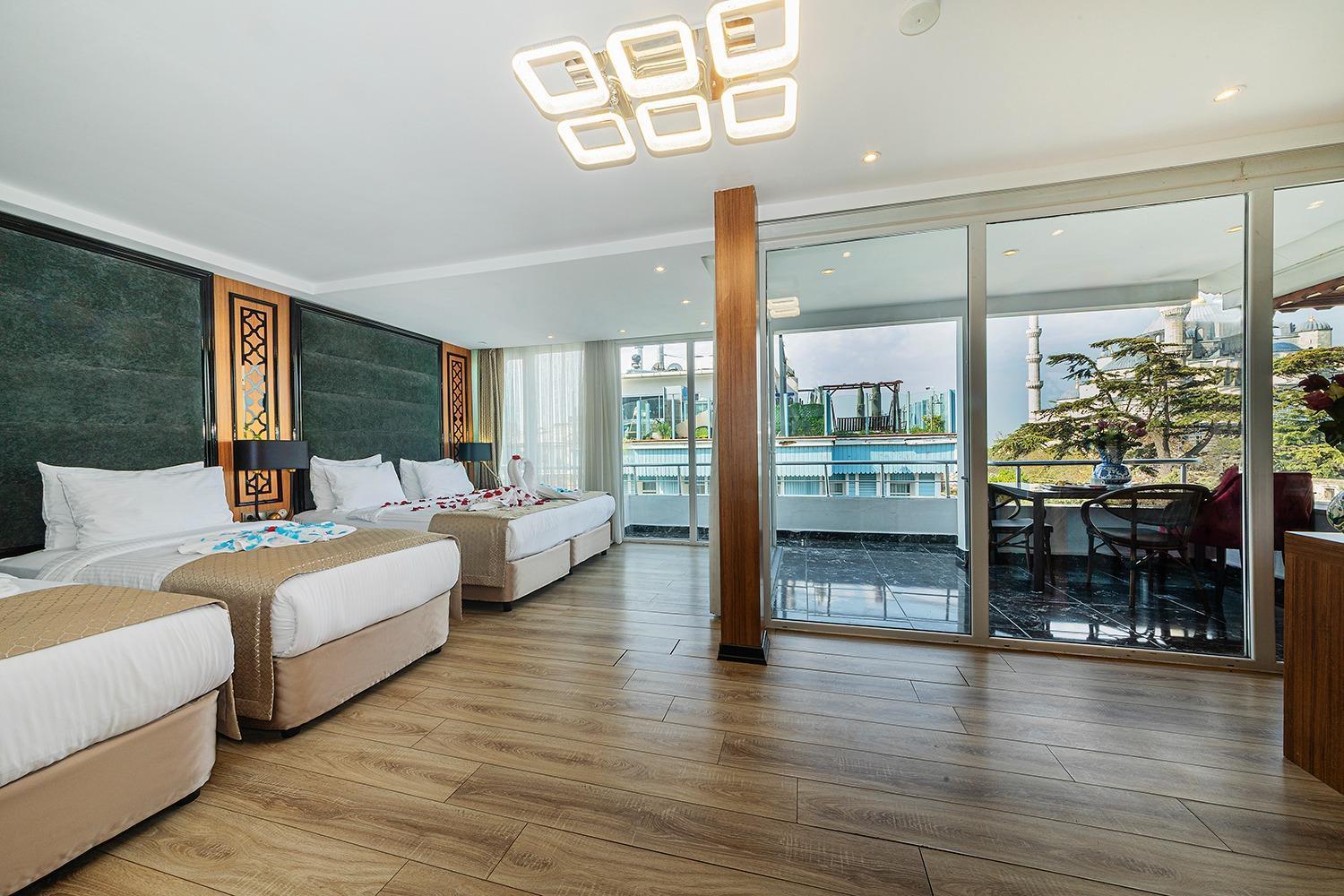 Aristocrat Hotel Istanbul Bagian luar foto